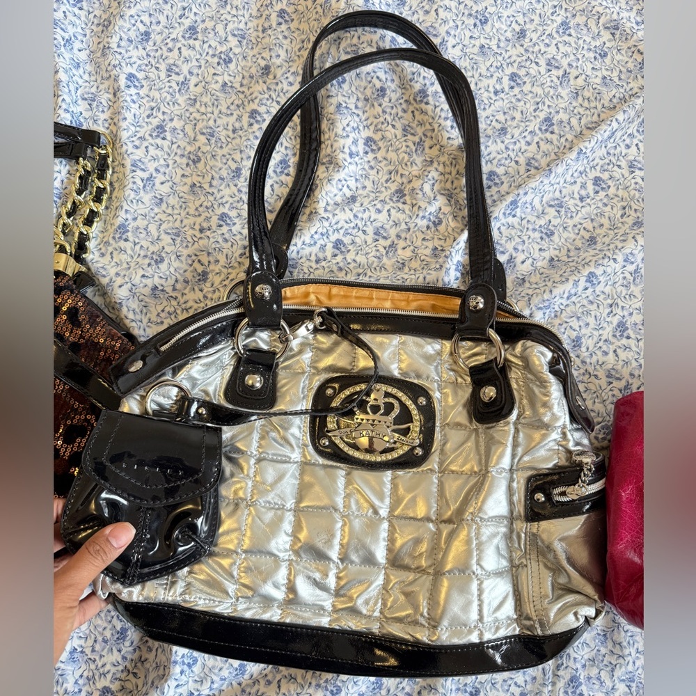 Van Kathy Zealand Silver and Black Quilted Handbag
